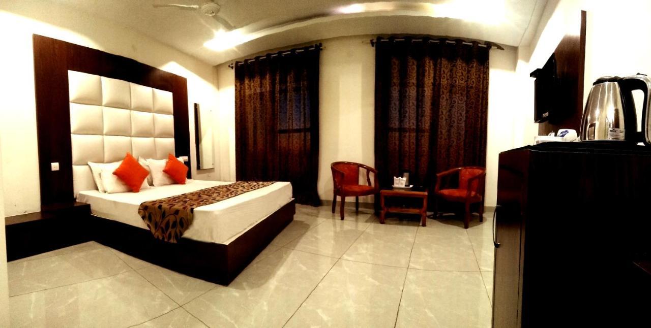 Hotel Vatika - The Riverside Resort Dharamshala Luaran gambar